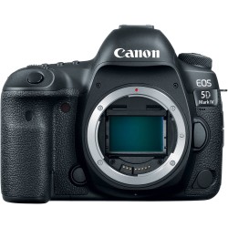 Canon EOS 5D Mark IV*