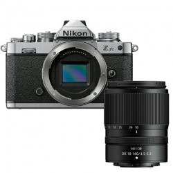 Nikon Z fc + Z 18-140/3.5-6.3 VR *