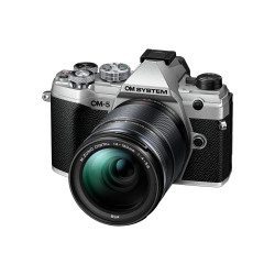 OM System OM-5 Silver + M. Zuiko 14-150 /4-5.6 Garantie 5 ans - Précommande