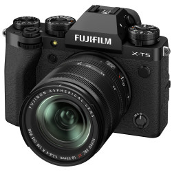Fujifilm X-T5 Noir + XF 18-55 /2.8-4 *