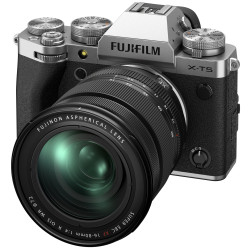Fujifilm X-T5 Silver + XF 16-80 /4