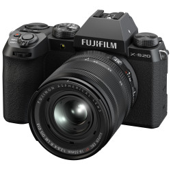 Fujifilm X-S20 + XF 18-55/2,8-4 R LM OIS