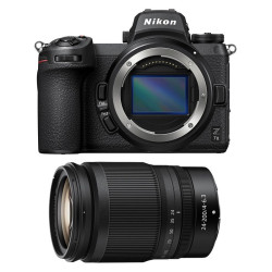 Nikon Z7II + Z 24-200/4-6.3 VR