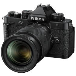 Nikon Zf + 24-70/4 S 