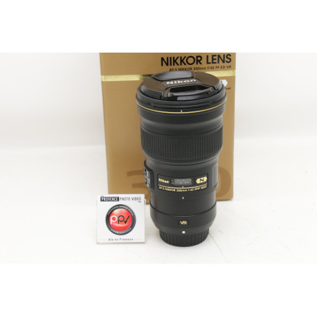 B - Nikon AF-S 300/4E PF ED VR - Occasion
