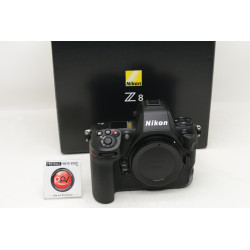 B - Nikon Z8 Boitier nu - Occasion