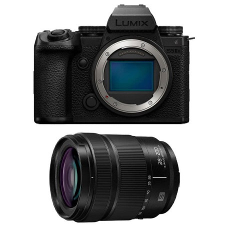 Panasonic Lumix S5IIX + L 28-200/4-7,1 S Macro *
