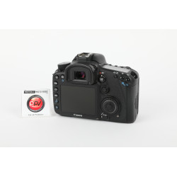 S - Canon EOS 7D + EF-S 18-135 /3.5-5.6 IS - Occasion